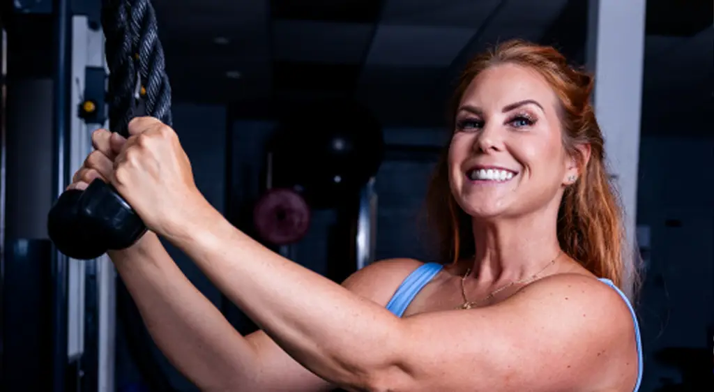 Laura Caddy Rope Pull